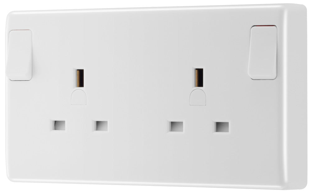 BG 822CON White Round Edge 13A SP Converter Switched Socket - westbasedirect.com