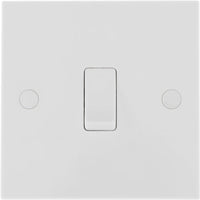 BG 912 White Square Edge Single Light Switch 10A