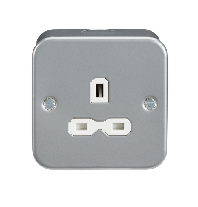 Knightsbridge MR7000U Metal Clad 13A 1G Unswitched Socket - westbasedirect.com
