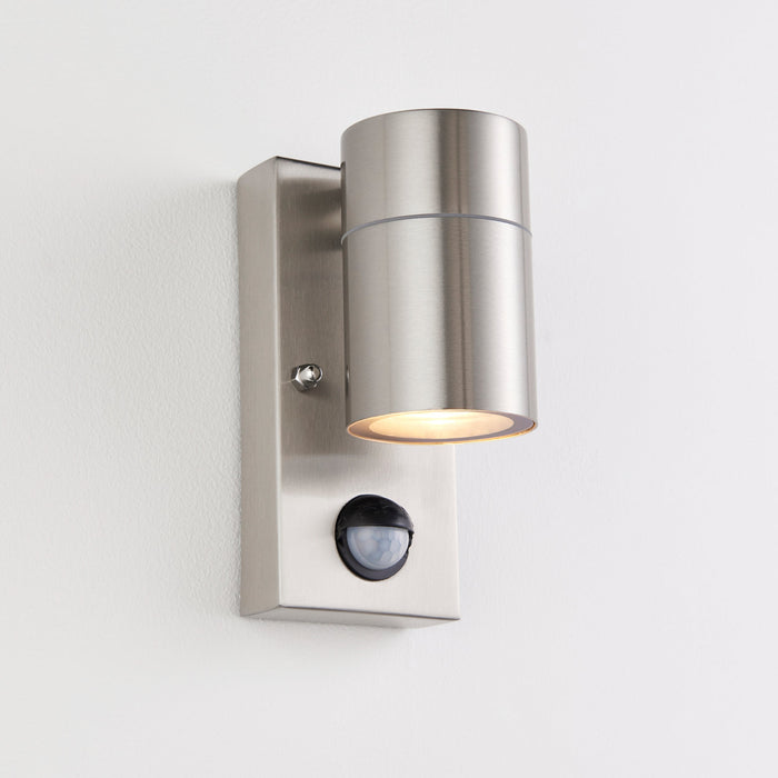 Saxby 121027 Scope GU10 IP65 Fixed Single Wall Light with PIR & Photocell - Stainless Steel (Lamp Not Included)