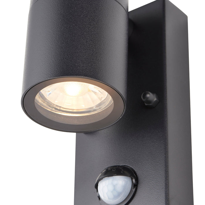 Saxby 121027 Scope GU10 IP65 Aluminium Fixed Single Wall Light with PIR & Photocell - Matt Black (Lamp Not Included)