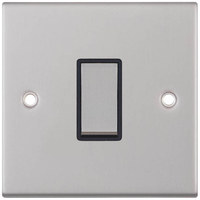 Selectric DSL207 5M 1 Gang 10AX Intermediate Switch - Satin Chrome, Black Insert