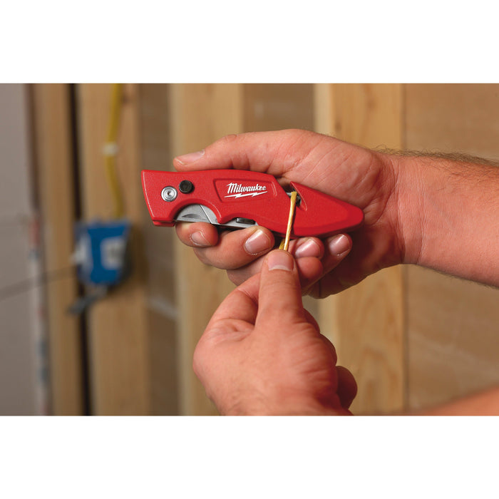 Milwaukee 4932471358 FASTBACK Flip Utility Knife with Blade Storage - westbasedirect.com