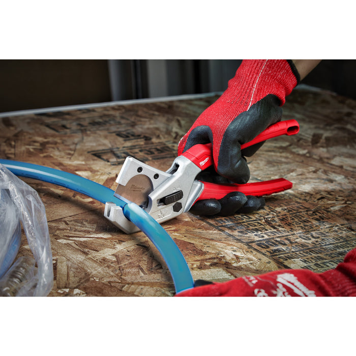 Milwaukee 4932479407 Plastic Cutter - westbasedirect.com