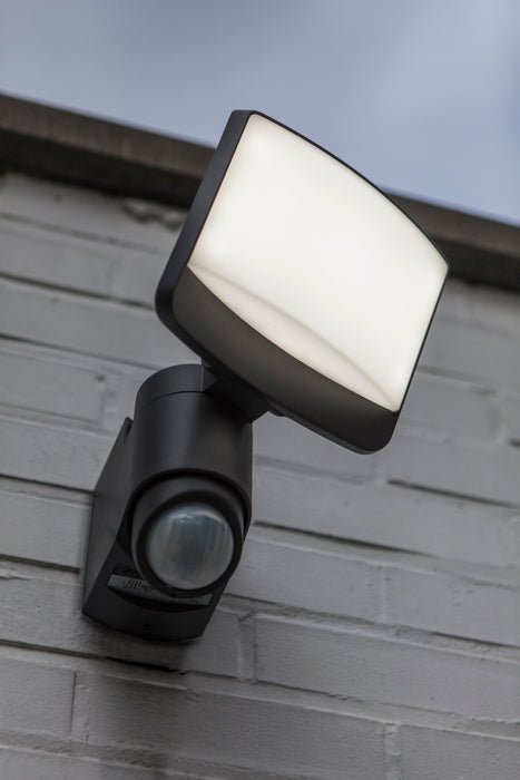 Lutec 7625601345 SUNSHINE 15.4W IP54 LED Floodlight with PIR 5000K - Dark Grey