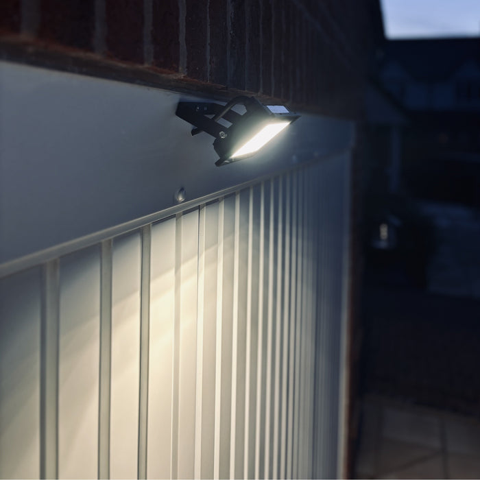 Lutec 7801703012 HALO 30W IP65 LED Floodlight 4000K - Black