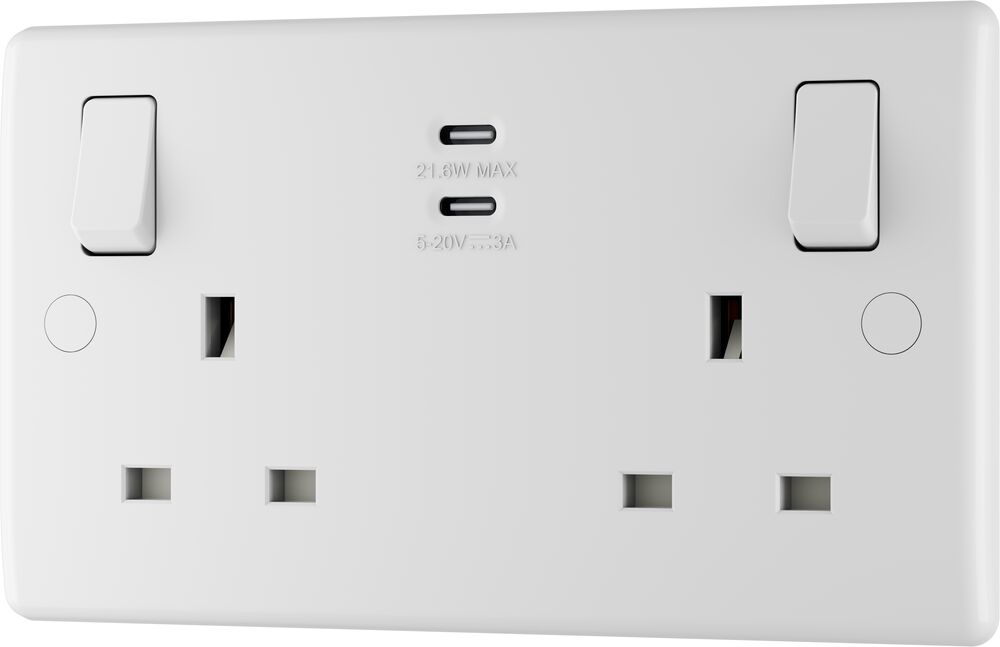 BG 822UCC22 White Round Edge 13A Double Switched Power Socket + 2xUSB-C (22W)