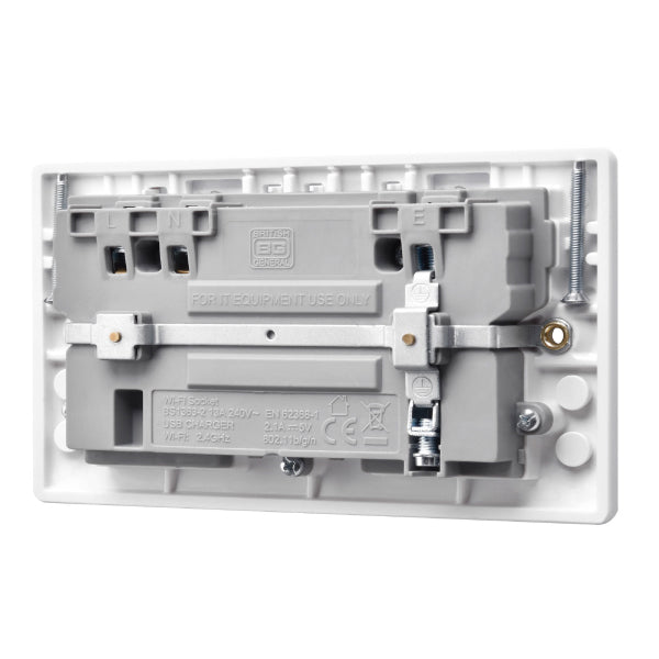 BG 822UWR White Round Edge 13A Double Socket + Wifi Extender +1x USB(2.1A) - westbasedirect.com