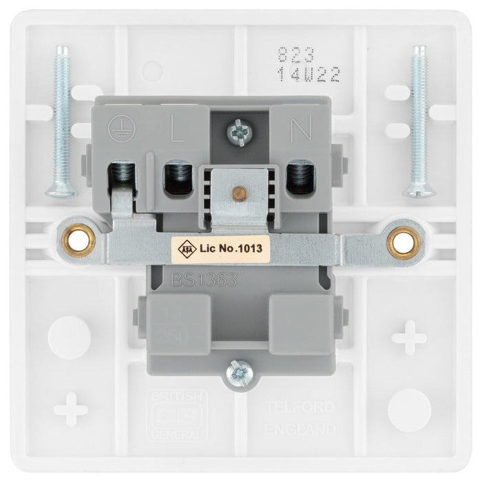 BG 823 White Round Edge 13A Single Unswitched Socket - westbasedirect.com