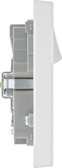 BG 922U3 White Square Edge 13A Double Socket + 2x USB - westbasedirect.com