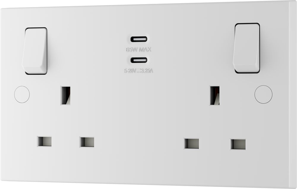BG 922UCC65 White Square Edge 13A Double Switched Power Socket + 2xUSB-C (65W)