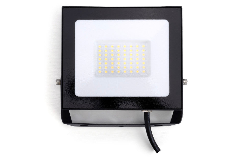 Integral ILFLE021 Compact Slim Floodlight 50W 5000Lm 4000K 120 Beam 100Lm/W IP65 IK08 Black