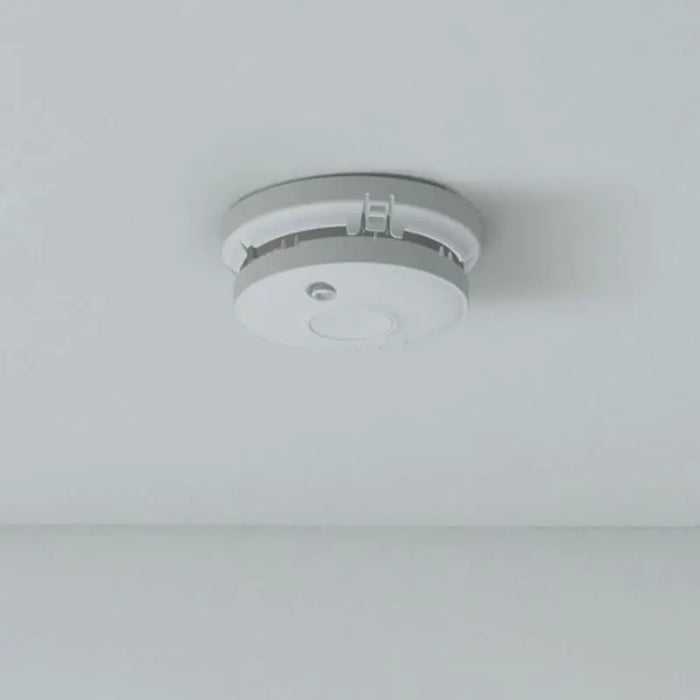 FireAngel SW1-PF-T Mains Powered Optical Smoke Alarm with Replaceable 9V Battery Back-up - westbasedirect.com