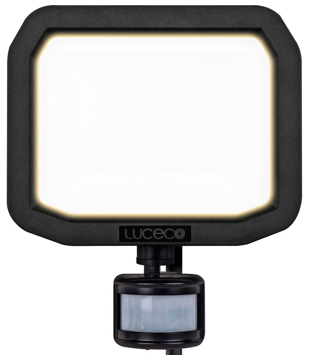 Luceco LFSP30B130 30W 3000lm 3000K IP65 Castra Security Floodlight with PIR Black - westbasedirect.com