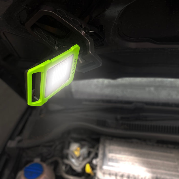 Luceco LILC10G65 Rechargeable Folding Clamp Worklight 1000lm 9W 6500K - USB Charged