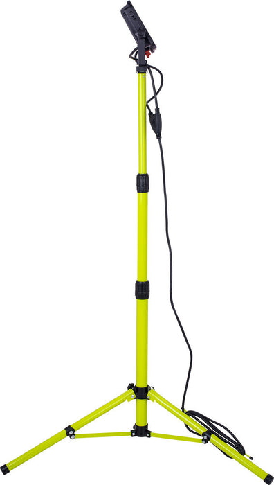 Luceco LSWT250G350 Castra Tripod Black/Green Tripod 11000lm 100W Standard