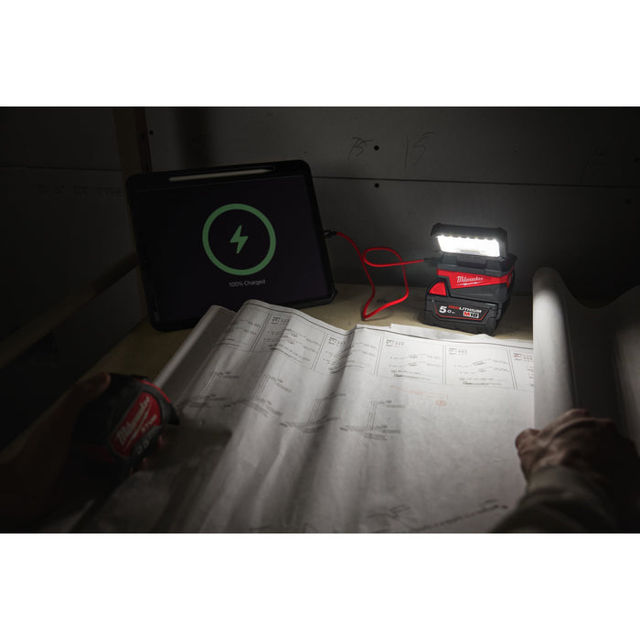 Milwaukee M18ALIS-0+M18B5 Kit - 18V Service Area Light + M18B5 5.0Ah Li-ion Battery