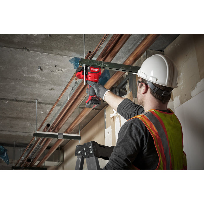 Milwaukee M18BLTRC-0X+M18B4 Kit - 18V Brushless Threaded Rod Cutter + M18B4 4.0Ah Li-ion Battery & Case