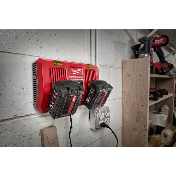 Milwaukee M18 DFC 18V Dual Bay Rapid Charger