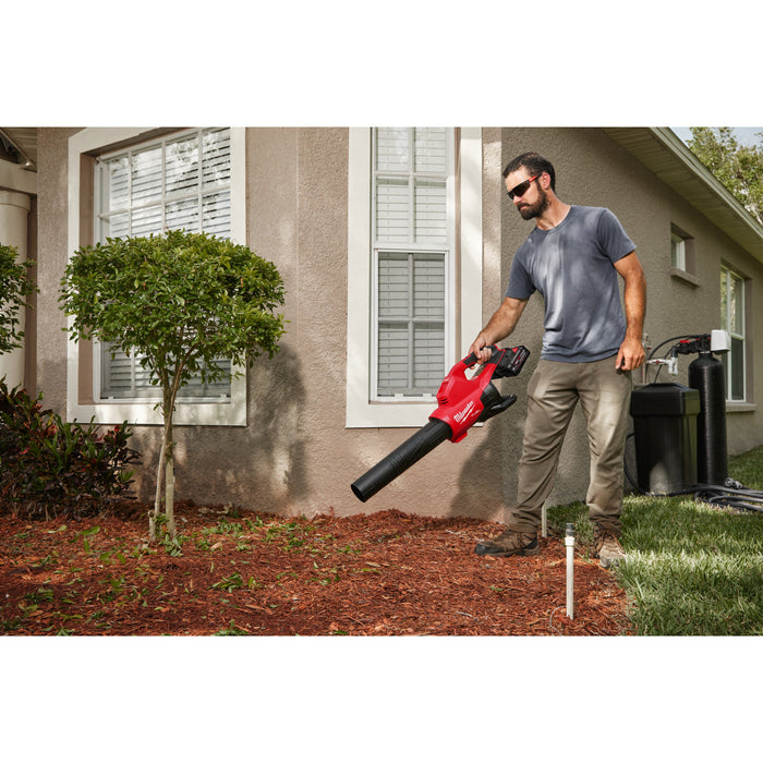 Milwaukee M18F2BL-802 18V FUEL Dual Battery Blower, 2x 8.0Ah FORGE Batteries & Charger