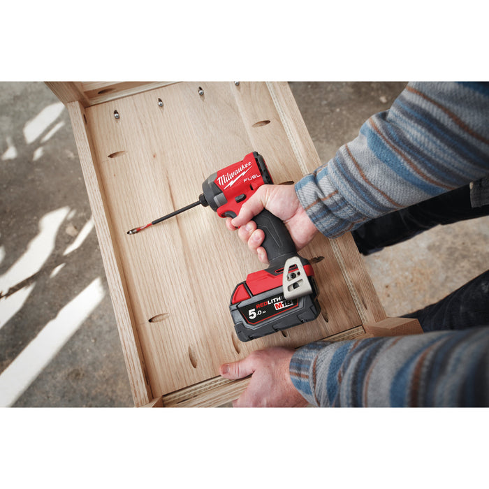 Milwaukee M18FID3-0+M18B4 Kit - 18V FUEL Brushless 1/4" Impact Driver + M18B4 4.0Ah Li-ion Battery