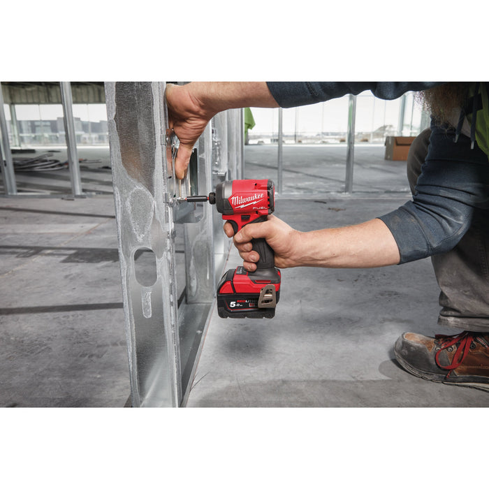 Milwaukee M18FID3-0+M18B4 Kit - 18V FUEL Brushless 1/4" Impact Driver + M18B4 4.0Ah Li-ion Battery