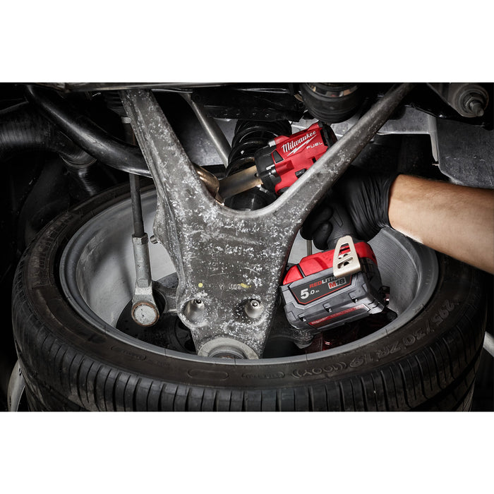 Milwaukee M18FIW2F12-0+M18B5 Kit - 18V FUEL Brushless Compact 1/2" Impact Wrench (Friction Ring) + M18B5 5.0Ah Li-ion Battery