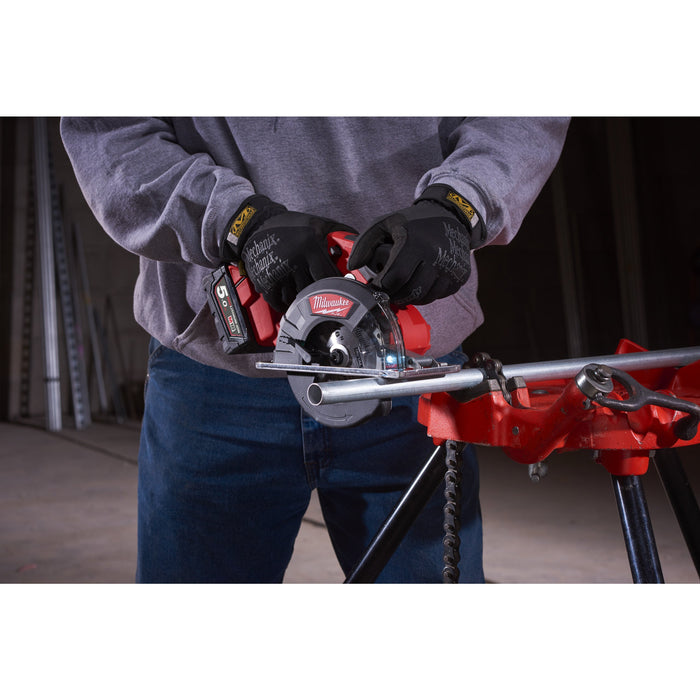 Milwaukee M18FMCS-0+M18B5 Kit - 18V FUEL Cordless Metal Circular Saw + M18B5 5.0Ah Li-ion Battery