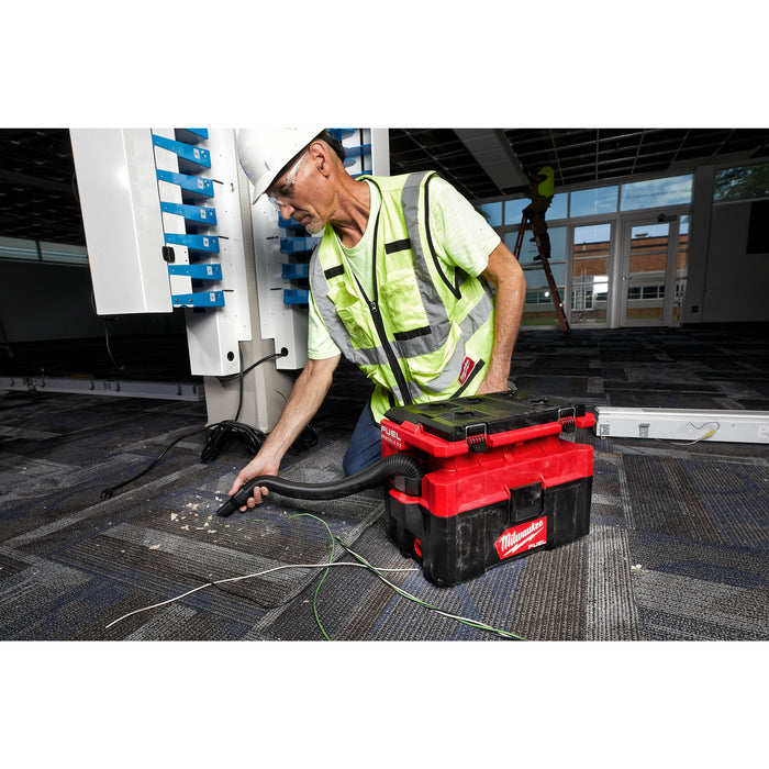 Milwaukee M18FPOVCL-0+M18B4 Kit - 18V FUEL PACKOUT Brushless Wet & Dry Vacuum + M18B4 4.0Ah Li-ion Battery