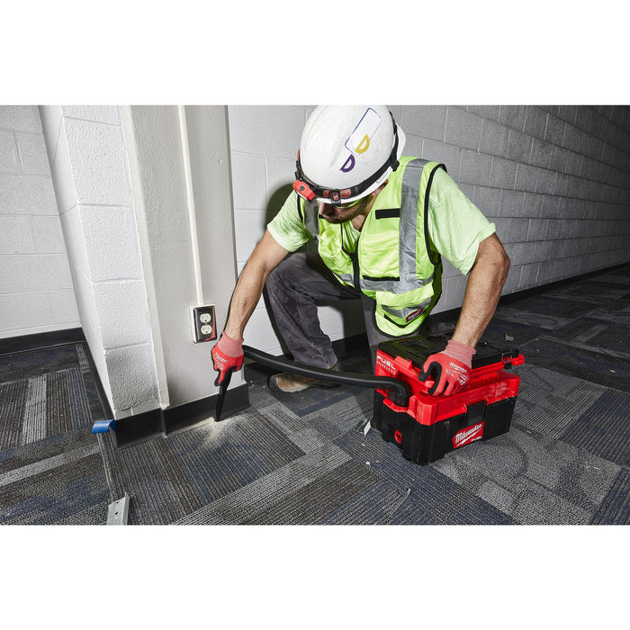 Milwaukee M18FPOVCL-0 18V FUEL PACKOUT Brushless Wet & Dry Vacuum - Bare Unit