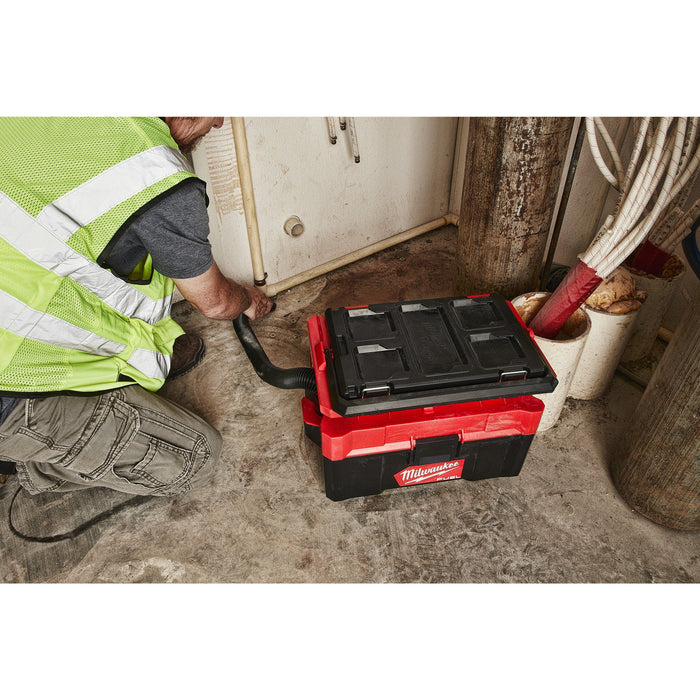 Milwaukee M18FPOVCL-0+M18B4 Kit - 18V FUEL PACKOUT Brushless Wet & Dry Vacuum + M18B4 4.0Ah Li-ion Battery