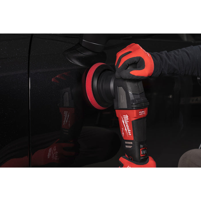 Milwaukee M18FROP15-502X 18V FUEL Random Orbital Polisher with 15mm Stroke, 2x 5.0Ah Batteries, Charger & Case