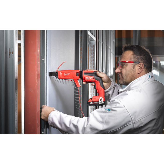 Milwaukee M18FSGC-202X 18V FUEL Brushless Drywall Screwgun with Collated Attachment, 2x 2.0Ah Batteries, Charger & Case