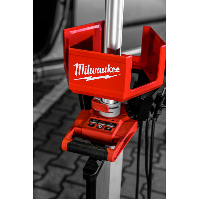 Milwaukee M18HOSALC-0 18V TRUEVIEW High Output Stand Area Light Charger - Bare Unit