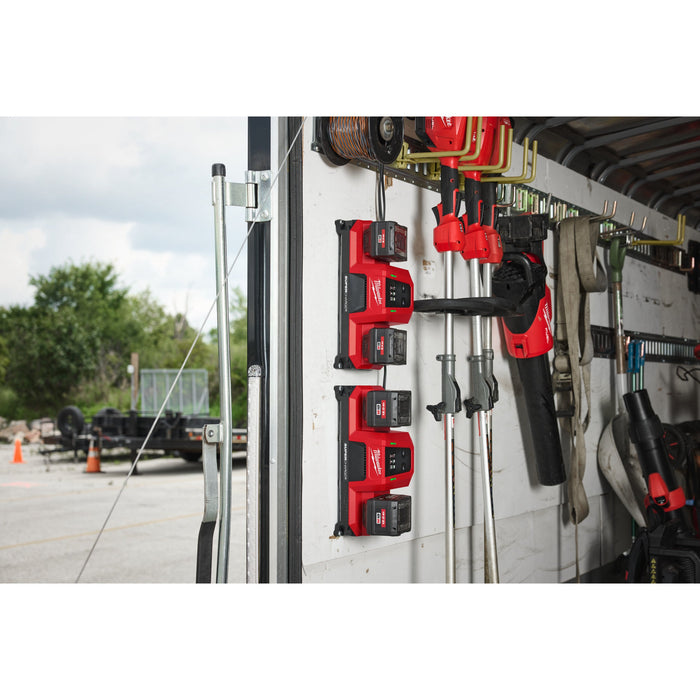 Milwaukee M18MDBSC 18V Mobile Dual Bay Super Charger