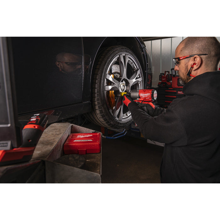 Milwaukee M18ONEFHIWF12-502X 18V FUEL ONE-KEY 1/2'’ High Torque Impact Wrench with Friction Ring, 2x 5.0Ah Batteries, Charger & Case - westbasedirect.com