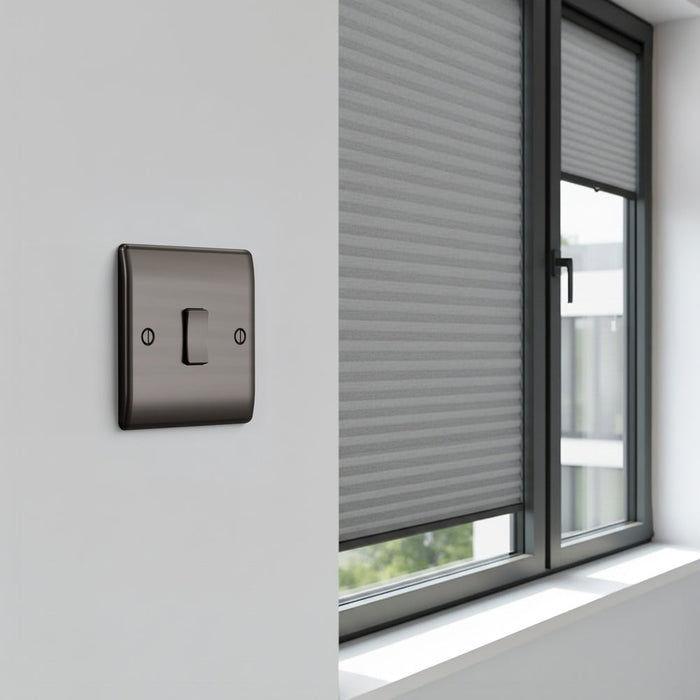 BG GridLite MBN12C 20A SP 2-Way (Centre Off) Switch Module - Black Nickel