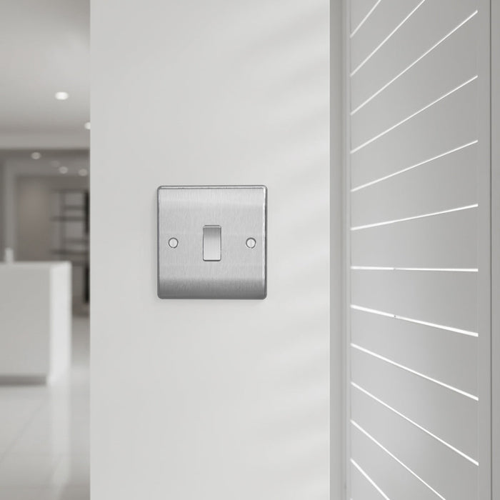 BG GridLite MBS12C 20A SP 2-Way (Centre Off) Switch Module - Brushed Steel