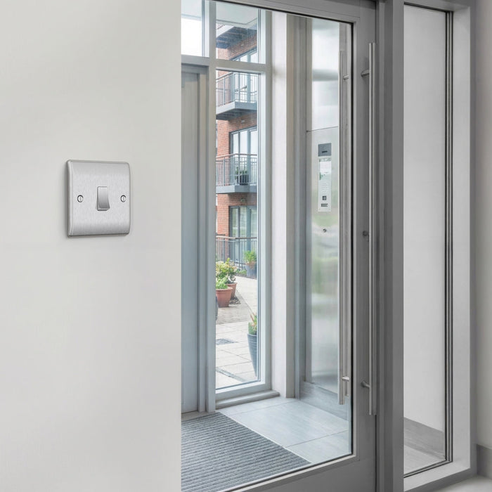 BG GridLite MBS14 20A 1-Way Retractive Switch Module - Brushed Steel