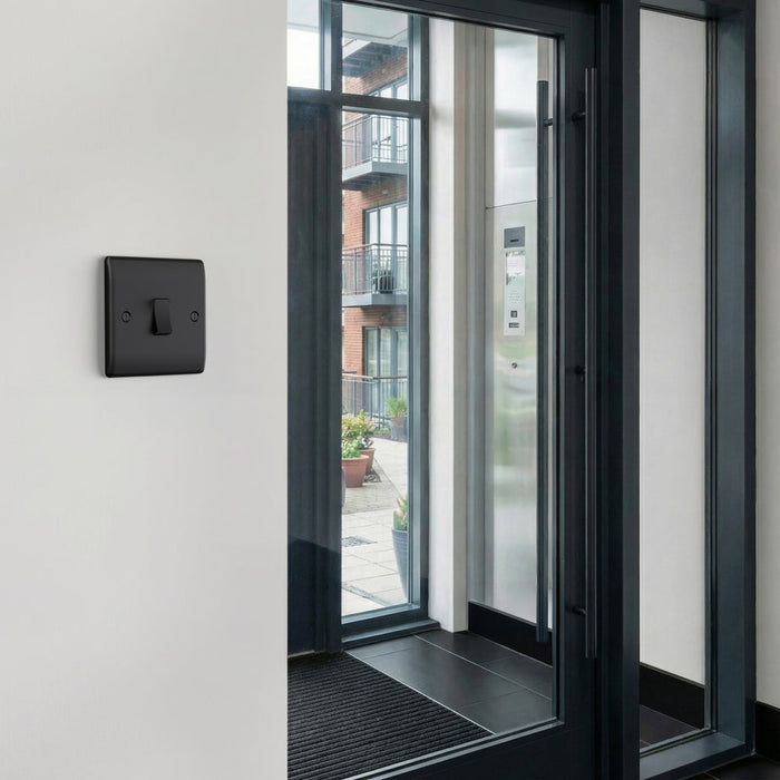 BG GridLite MFB14 20A 1-Way Retractive Switch Module - Matt Black
