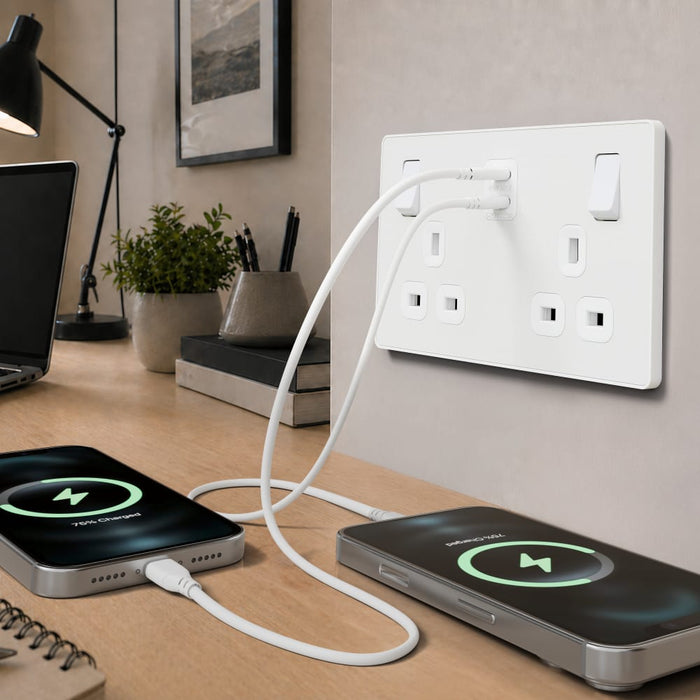 BG Evolve PCDCL22UCC45W 13A Double Switched Power Socket + 2xUSB-C (45W) - Pearlescent White (White)