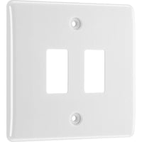 BG R82 White Moulded 2G Grid Front Plate - White