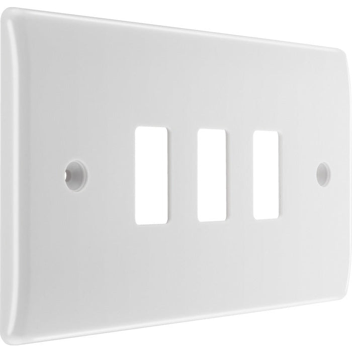 BG R83 White Moulded 3G Grid Front Plate - White - westbasedirect.com