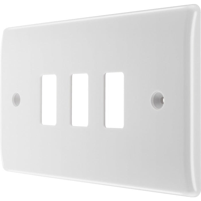 BG R83 White Moulded 3G Grid Front Plate - White - westbasedirect.com