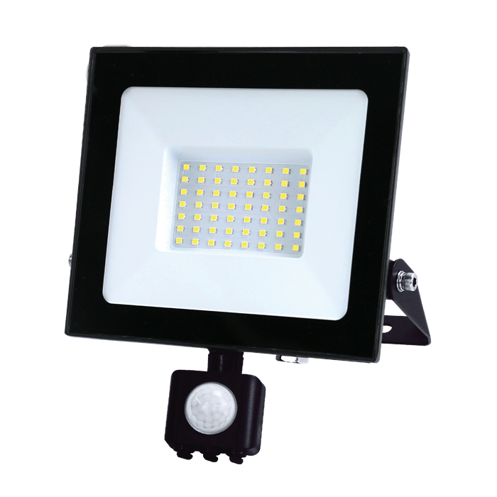 Eveready S13951 50W IP44 LED PIR Floodlight Cool White 4000K