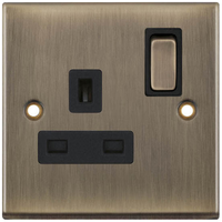 Selectric 7MPRO-621 7M-PRO 1 Gang 13A Switched DP Socket Outlet - Antique Brass, Black Insert