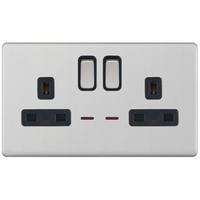 Selectric 5MPLUS-224 5M-PLUS Screwless 2 Gang 13A Switched DP Socket Outlet with Neon - Satin Chrome, Black Insert