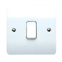 MK Logic Plus K4875WHI White Moulded 10A 1 Gang Intermediate Plate Switch